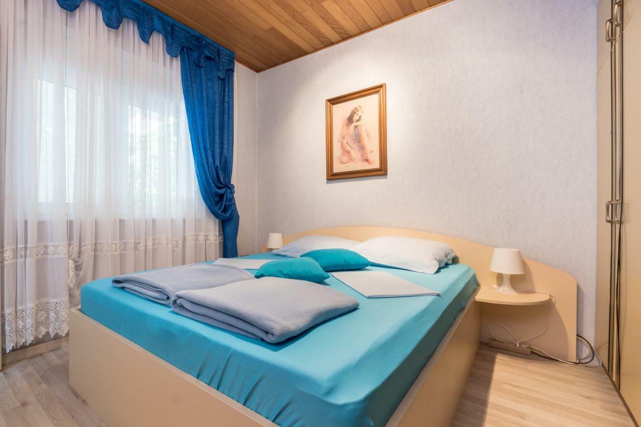 Apartments Ivan Каштела Экстерьер фото