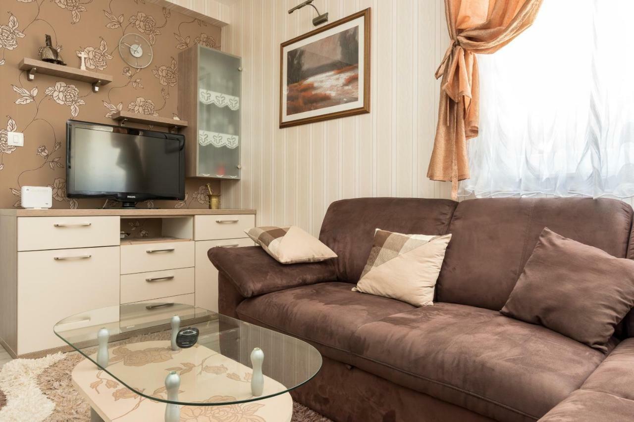 Apartments Ivan Каштела Экстерьер фото