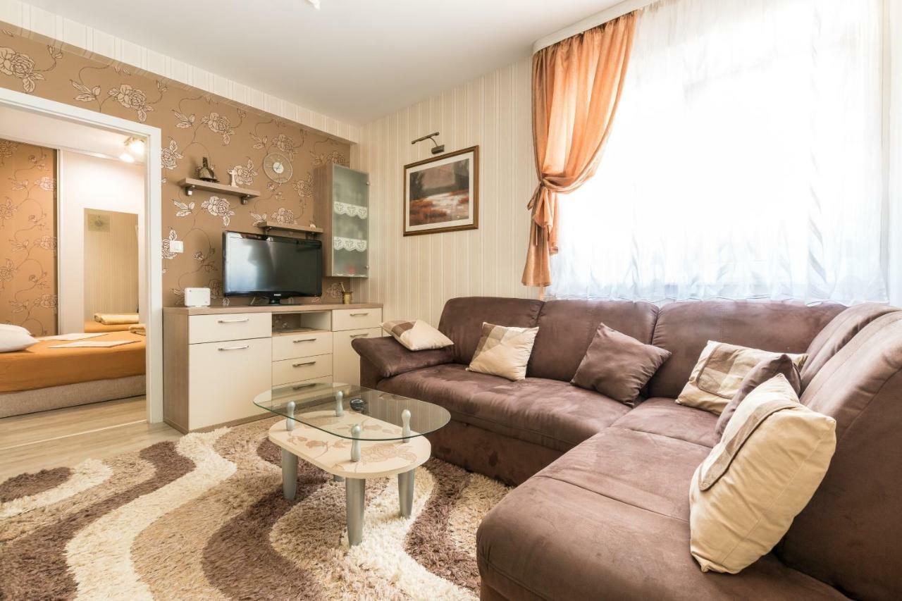 Apartments Ivan Каштела Экстерьер фото